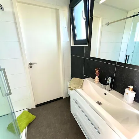 Enkhuizer Wellenreiter Zweite Reihe Haus Nr 213 Holiday home Enkhuizen