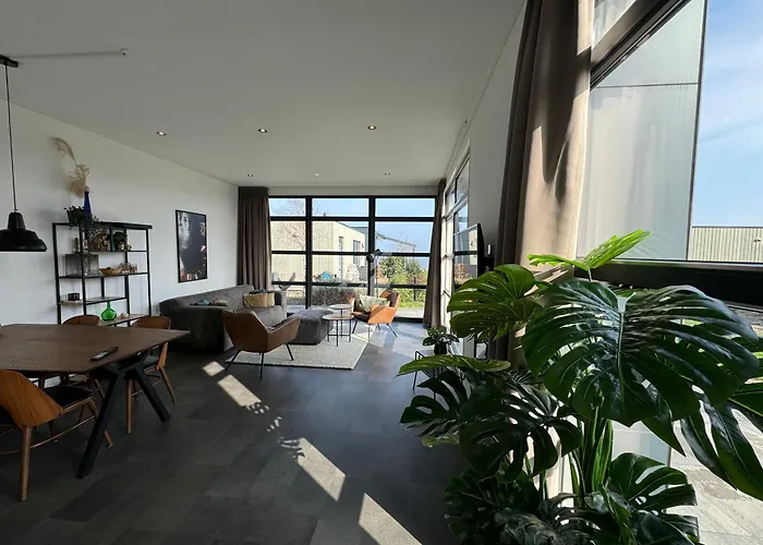 Enkhuizer Wellenreiter Zweite Reihe Haus Nr 213 度假居